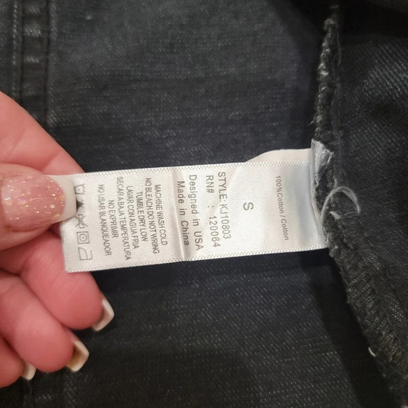 Mono b charcoal distressed jean jacket. - Picture 4 of 17